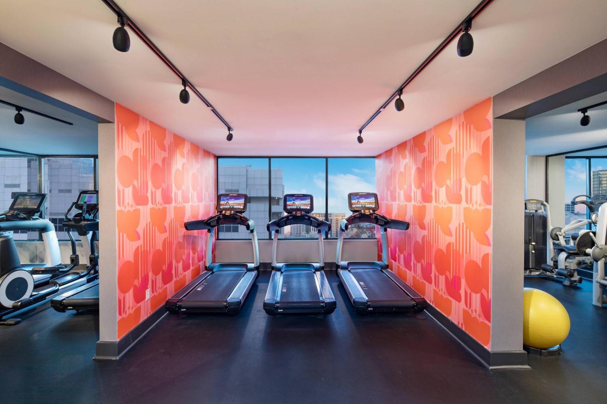 Colee, Buckhead, Autograph Collection Hotel 4*